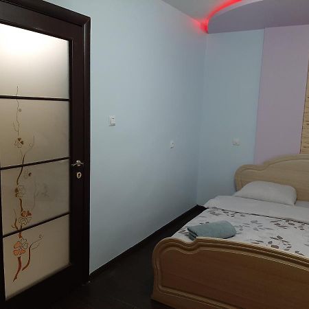 Uzh Apartments Uzhhorod Ngoại thất bức ảnh