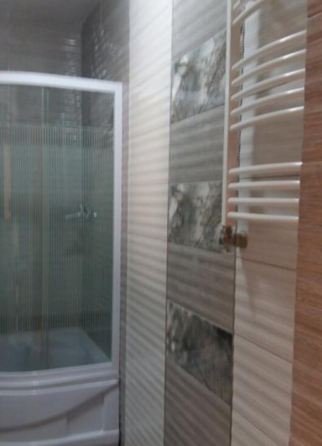 Uzh Apartments Uzhhorod Ngoại thất bức ảnh